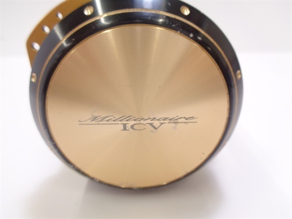 ０７ミリオネアＩＣＶ２５０ 右